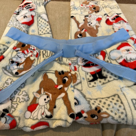 Pants - Rudolph Fleece Women’s Sleep Pants - Size Large